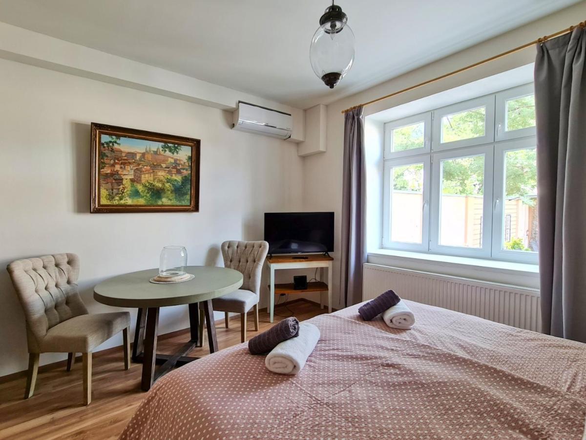 Apartman Praha Brevnov מראה חיצוני תמונה