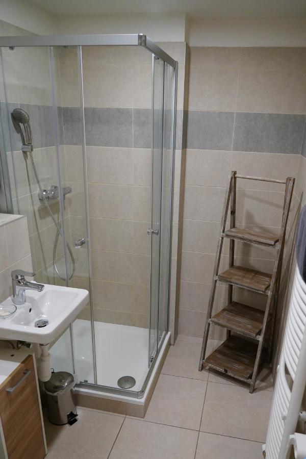 Apartman Praha Brevnov מראה חיצוני תמונה